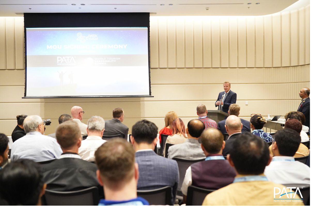 Ged Brown PATA MOU signing